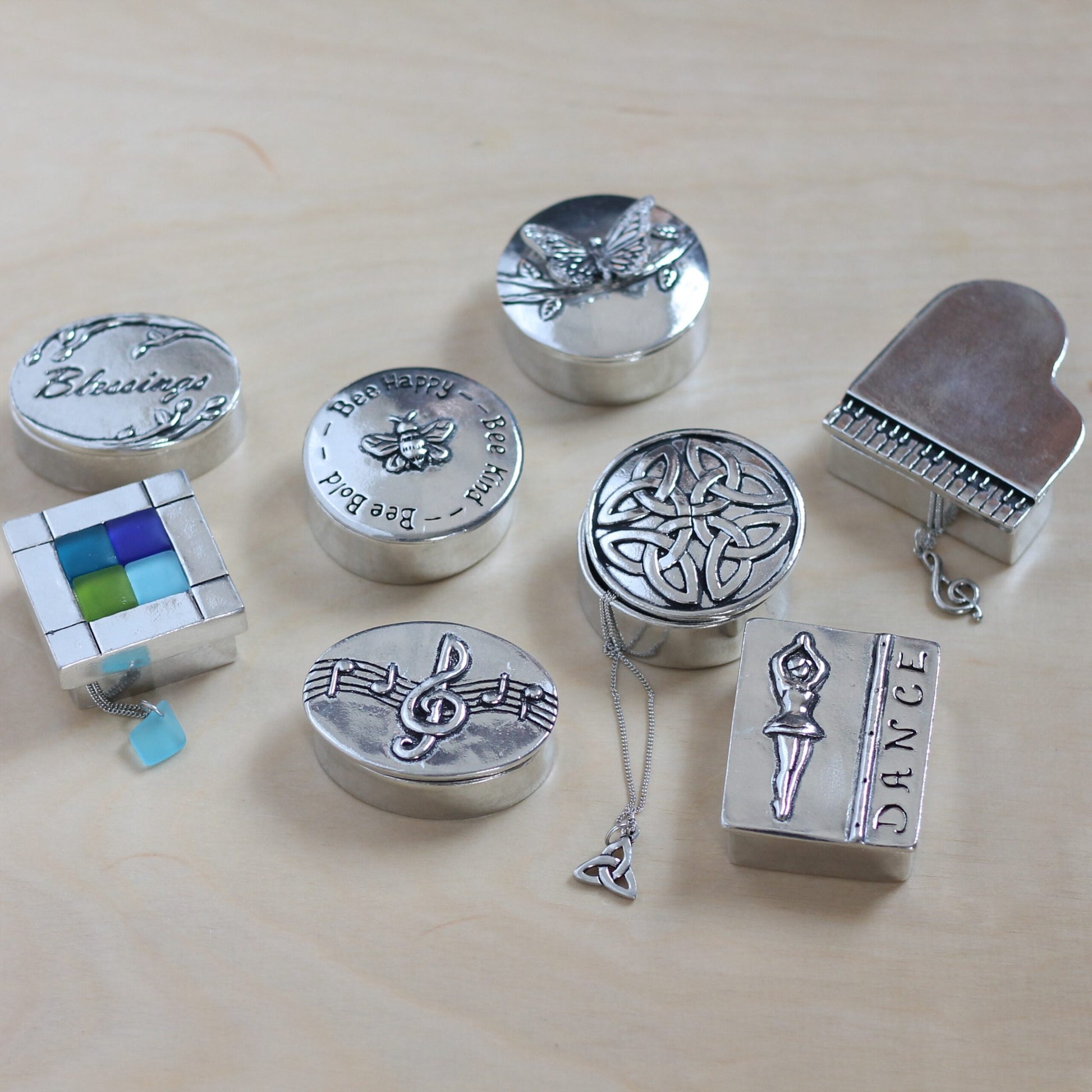 Handmade Pewter Boxed Necklace Set image 9