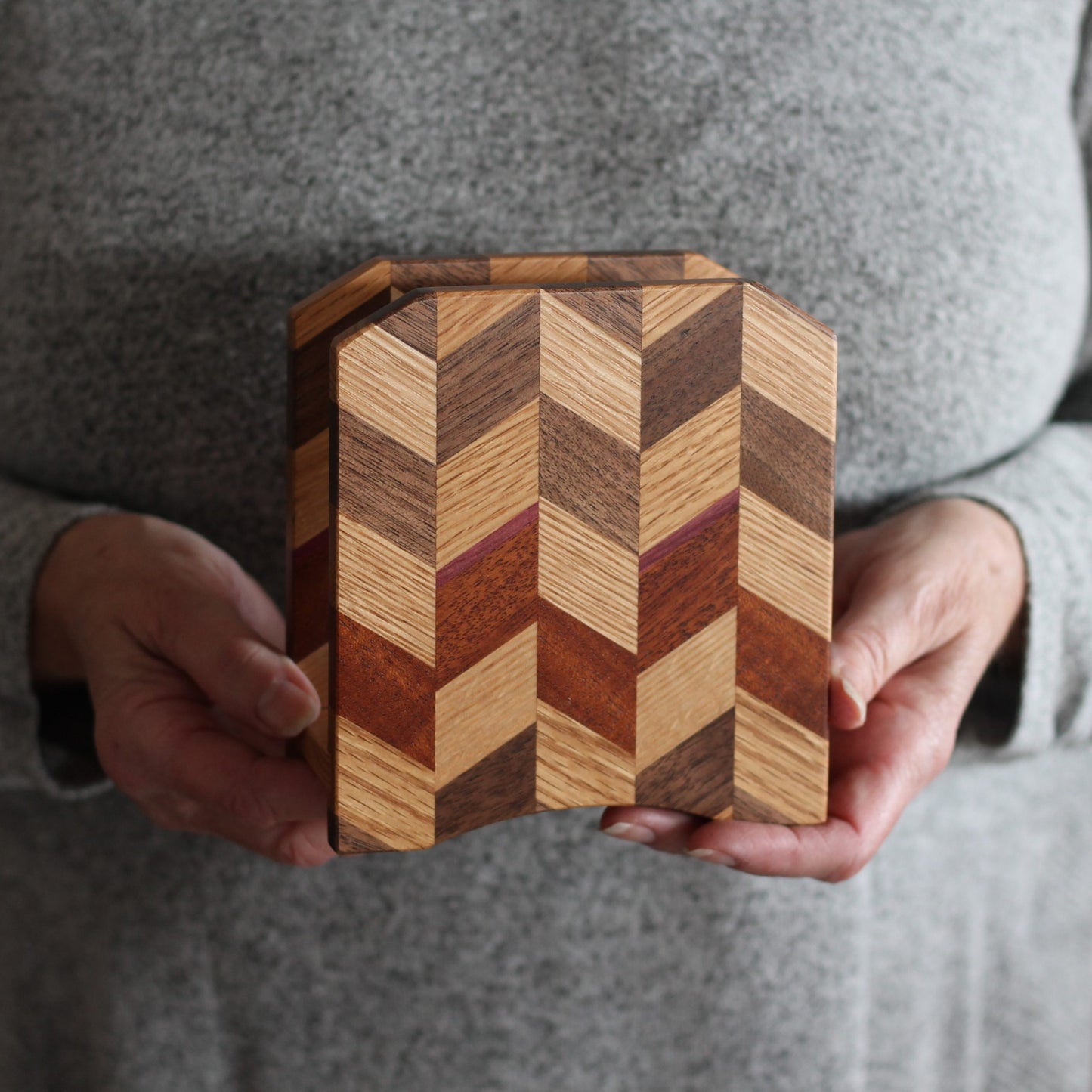 Checkered Napkin Holder image 7