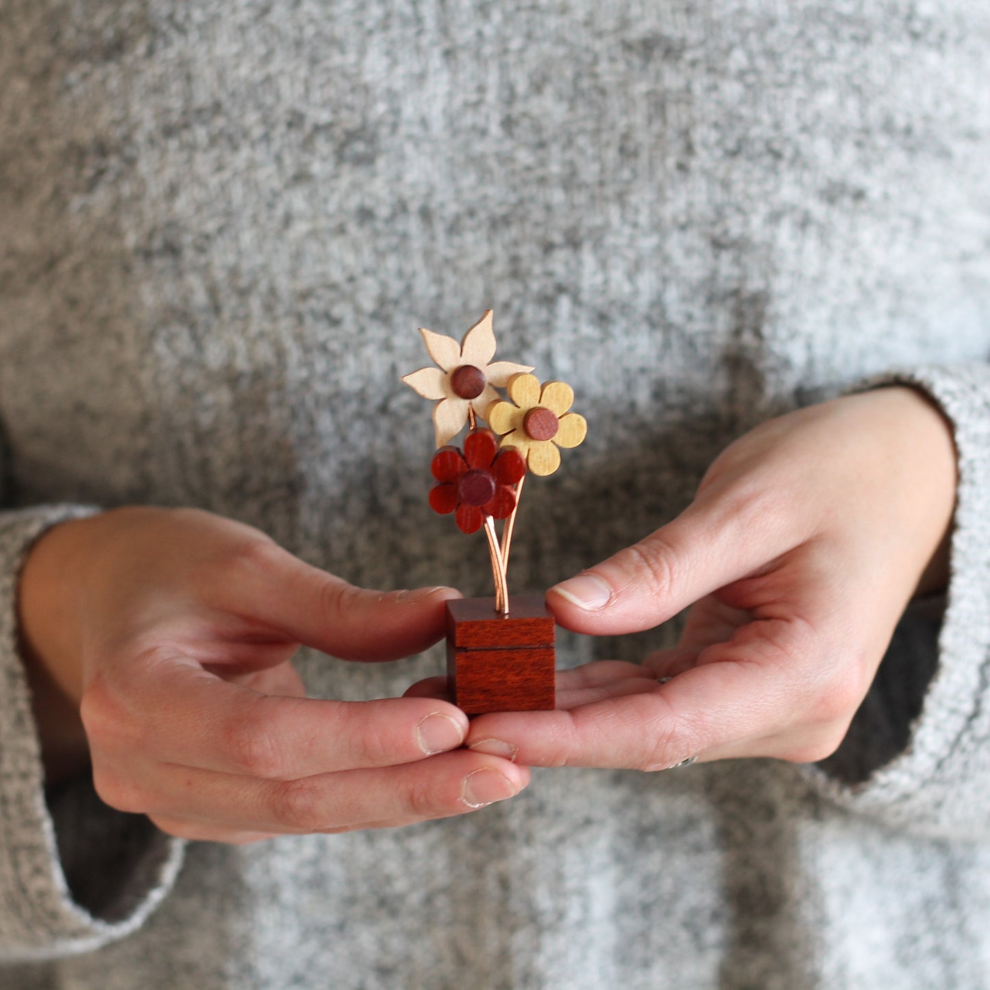 Handmade Wooden Mini Flower Bouquets