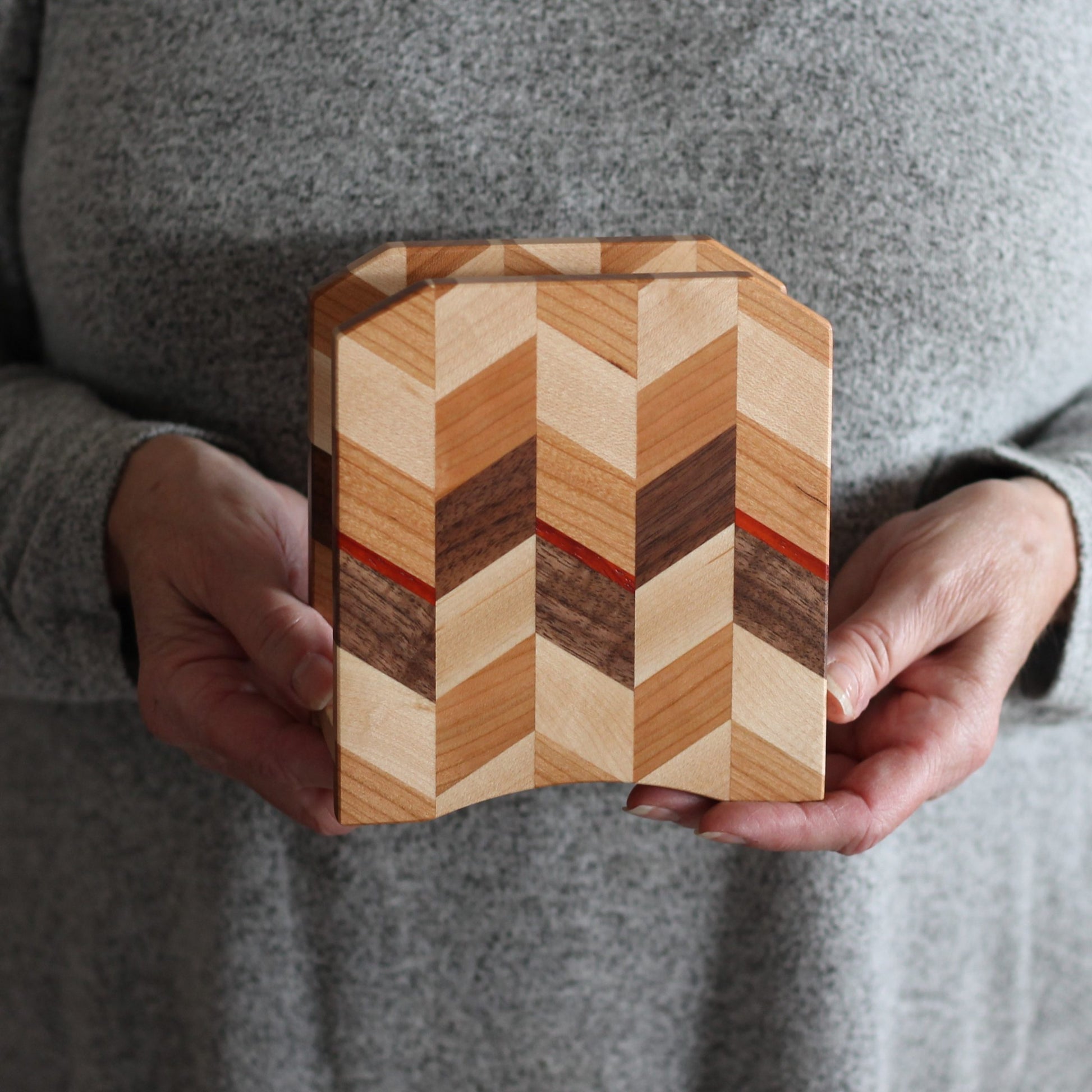 Checkered Napkin Holder image 8